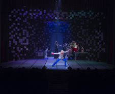 Grupo de dança do Teatro Guaíra leva espetáculo para cinco cidades do Oeste do Paraná