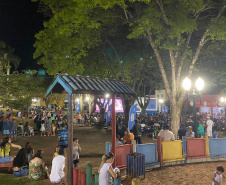 Cinema na Praça