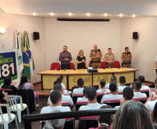 Disque-Denúncia 181 participa de evento pela proteção animal e ambiental em Campo Mourão 