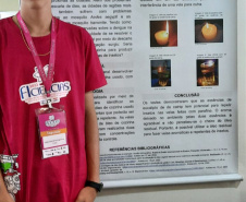 Alunos da rede recebem prêmios por projetos científicos apresentados na FIciencias