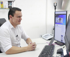 CGE promove debate sobre combate à corrupção e lança cartilha para orientar cidadãos