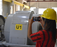 Caingangues visitam Usina Apucaraninha e preparam material bilíngue sobre segurança