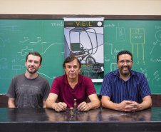 Alunos da rede estadual estudam e promovem melhorias em veículos elétricos