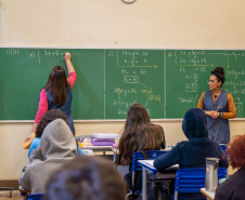 Rede estadual do Paraná tem 349 alunos premiados na Olimpíada Brasileira de Matemática das Escolas Públicas