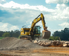 Cascavel, 29 de novembro de 2022 - Obras de duplicação da BR 277