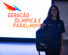  Esporte atende os 399 municípios do Paraná em 2022