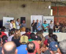 Governo do Estado entrega 94 títulos de domínio e matrículas em Ivaí, nos Campos Gerais