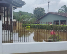 Com mais chuvas no verão alertas da Defesa Civil ajudam a se preparar e se proteger