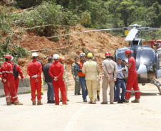 GOVERNADOR - 736