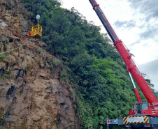 BR-277 - Contenção emergencial