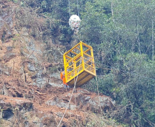 BR-277 - Contenção emergencial