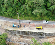 Estrada da Graciosa - obras de recuperação da Estrada da Graciosa, depois dos desmoronamentos causados pelas chuvas Foto: Albari Rosa/AEN