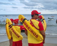 Bombeiros realizam 66,7 mil ações preventivas junto aos veranista