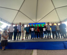 O Instituto Água e Terra (IAT) concedeu nesta terça-feira (31) para a prefeitura de Paranaguá a licença ambiental simplificada para a construção da nova ponte que vai ligar o Centro à comunidade da Ilha dos Valadares. 