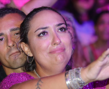 Em clima de pré-Carnaval, Ara Ketu e Sempre Tem espantam a chuva e animam o Litoral