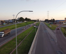 Obras de iluminação no Contorno Sul serão suspensas durante feriado de Carnaval  