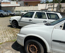 Governo promove leilão de veículos e sucatas de automóveis