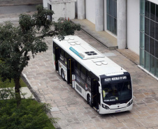 Apresentação do ônibus a gás