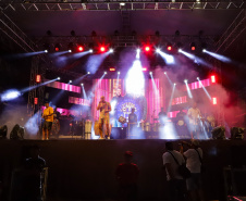 SHOWS