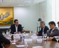 Governador Carlos Massa Ratinho Junior com Procurador Geral do Trabalho Dr José de Lima Ramos Pereira