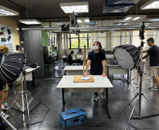 Arquivo Público do Paraná vira cenário de documentário sobre a família Urban