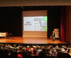 No Sudoeste, Sistema de Agricultura do Paraná debate prevenção da influenza aviária
