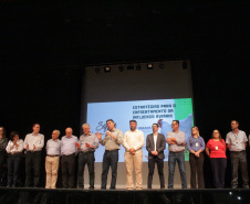 No Sudoeste, Sistema de Agricultura do Paraná debate prevenção da influenza aviária