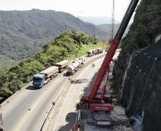 Análise indica reforços na contenção do km 41 da BR-277; obra termina dia 15 