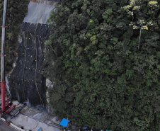 Análise indica reforços na contenção do km 41 da BR-277; obra termina dia 15 