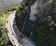 Análise indica reforços na contenção do km 41 da BR-277; obra termina dia 15 
