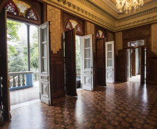 Pesquisadora Amélia Siegel Corrêa lança livro e documentário  sobre bairro Alto da Glória no Espaço Cultural BRDE – Palacete dos Leões