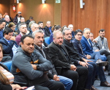 encontro com prefeitos, secretários e técnicos da Região Metropolitana de Curitiba.