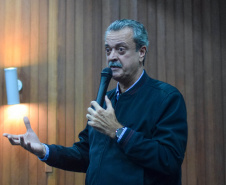 encontro com prefeitos, secretários e técnicos da Região Metropolitana de Curitiba.