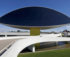 Museu Oscar Niemeyer – MON