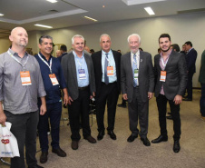 O vice-governador Darci Piana e o secretário da Agricultura, Norberto Ortigara, participaram da abertura da ExpoApras 2023.