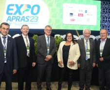 O vice-governador Darci Piana e o secretário da Agricultura, Norberto Ortigara, participaram da abertura da ExpoApras 2023.