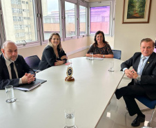Emprega Mais PR doação ônibus