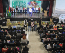 Em encontro de mulheres rurais, Estado apresenta ações voltadas às famílias do campo