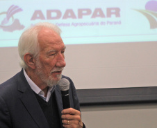 Em Curitiba, fórum debate comercialização da agroindústria e prevenção da influenza aviária