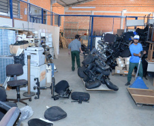 Instituições assistenciais recebem doações de bens inservíveis do Detran-PR