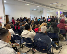 Mais de 500 pessoas participaram de Mutirão de Empregos para Migrantes em Curitiba