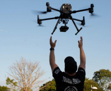 Policiais de Londrina são habilitados como pilotos de RPAS e recebem nova aeronave remotamente pilotada