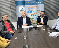 Fomento Paraná e IPARDES assinam Termo de Cooperação