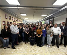 A ministra da Saúde, Nísia Trindade, visitou as instalações da Secretaria de Estado da Saúde (Sesa) nível central nesta terça-feira (25)