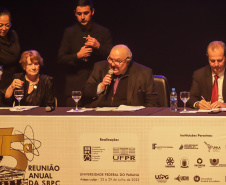 Curitiba, 23 de julho de 2023 - Abertura da 75ª Reunião Anual da SBPC - Sociedade Brasileira para o Progresso da Ciência, que aconteceu no Teatro Guaira, e contou com a presença da ministra de  Ciência, Tecnologia e Inovação, Luciana Santos.