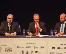 Curitiba, 23 de julho de 2023 - Abertura da 75ª Reunião Anual da SBPC - Sociedade Brasileira para o Progresso da Ciência, que aconteceu no Teatro Guaira, e contou com a presença da ministra de  Ciência, Tecnologia e Inovação, Luciana Santos.