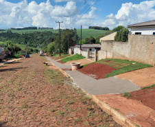 Com obra em fase final na cidade, Sanepar faz visitas, reuniões, cursos e oficinas com a comunidade