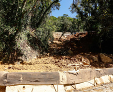 Obras na Graciosa avançam; primeiros trechos podem ficar prontos este mês