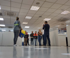 Portos do Paraná conscientiza sobre teste com etilômetro e separação de resíduos