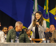 Guaratuba, 28 de agosto de 2023 - A primeira dama, Luciana Saito Massa, participou da abertura do Jogos da Integração da Idoso.